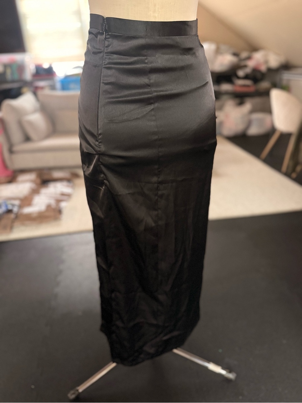 American Eagle AE Studio Black Satin Maxi Pencil Skirt Size Small Slit